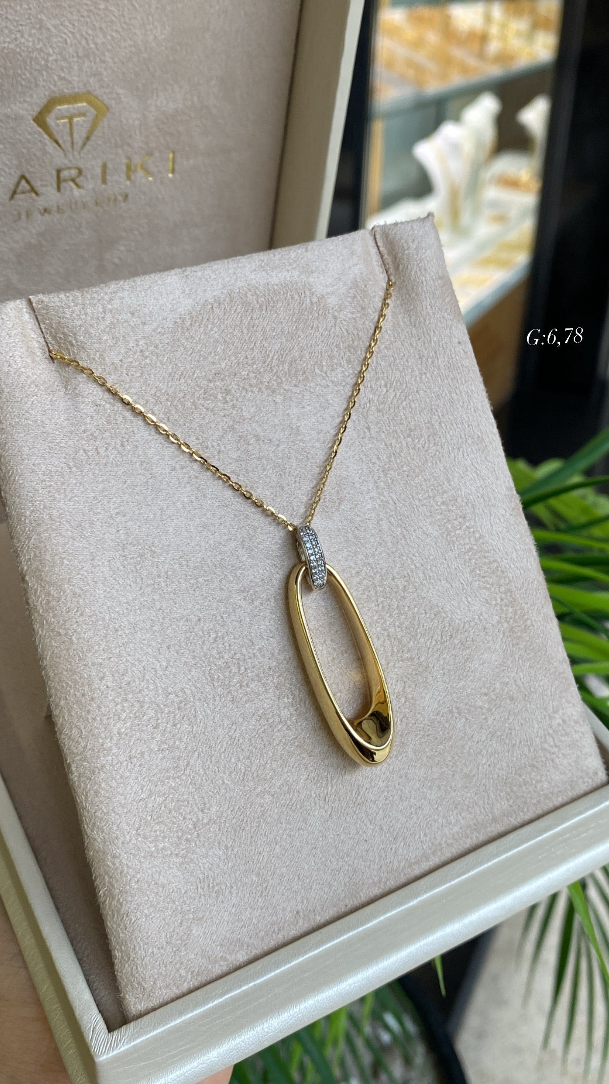 Collier Or - Pendentif Anneau Ovale Allongé Pavé Zircons