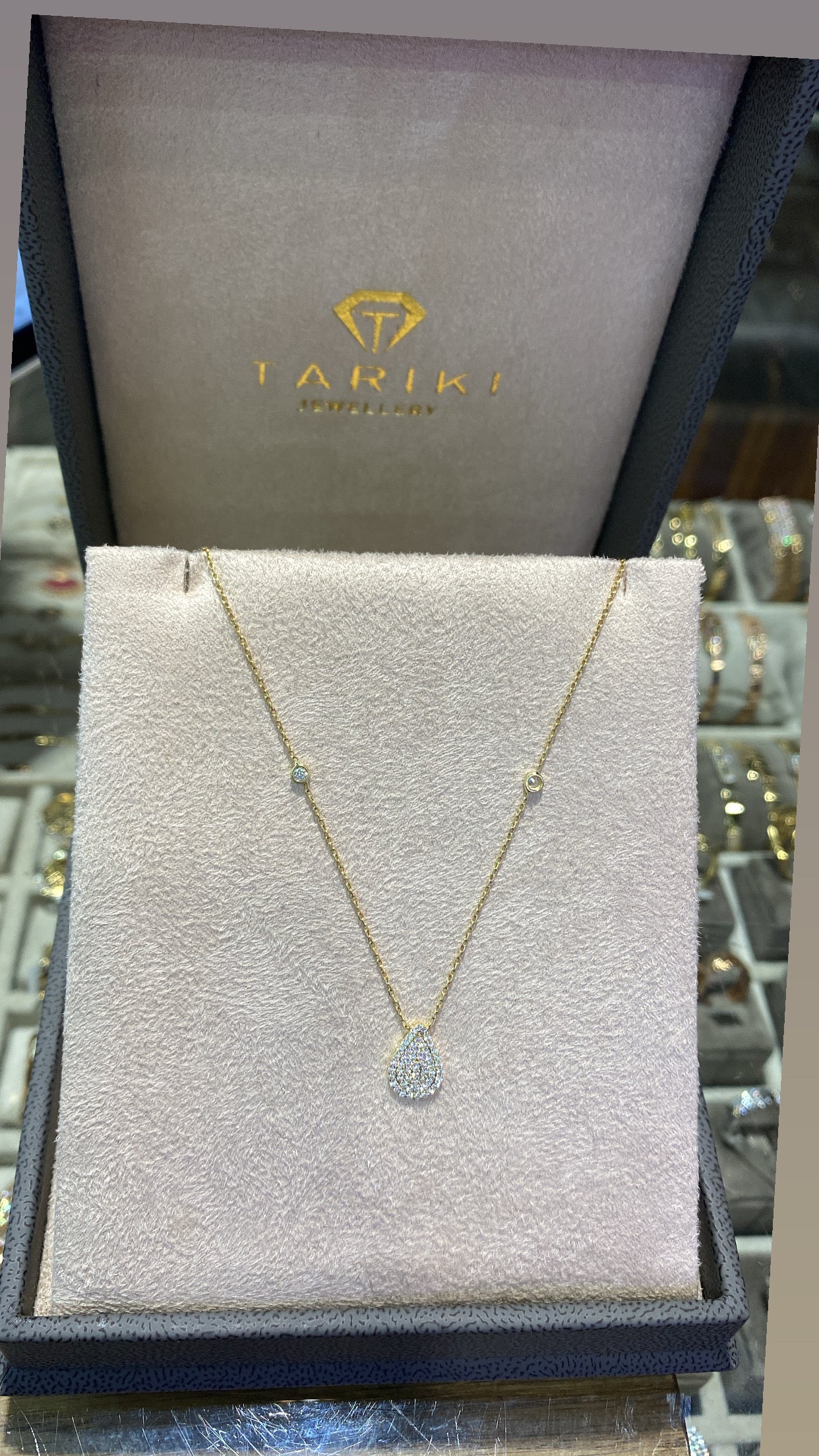 Gold Necklace – Pear Pendant Pavé Zircons