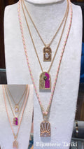 Collier Or Rose - Triple Chaînes Cordon & Pendentifs Marocains Khamsa, Émail Fuchsia & Soleil Pavé