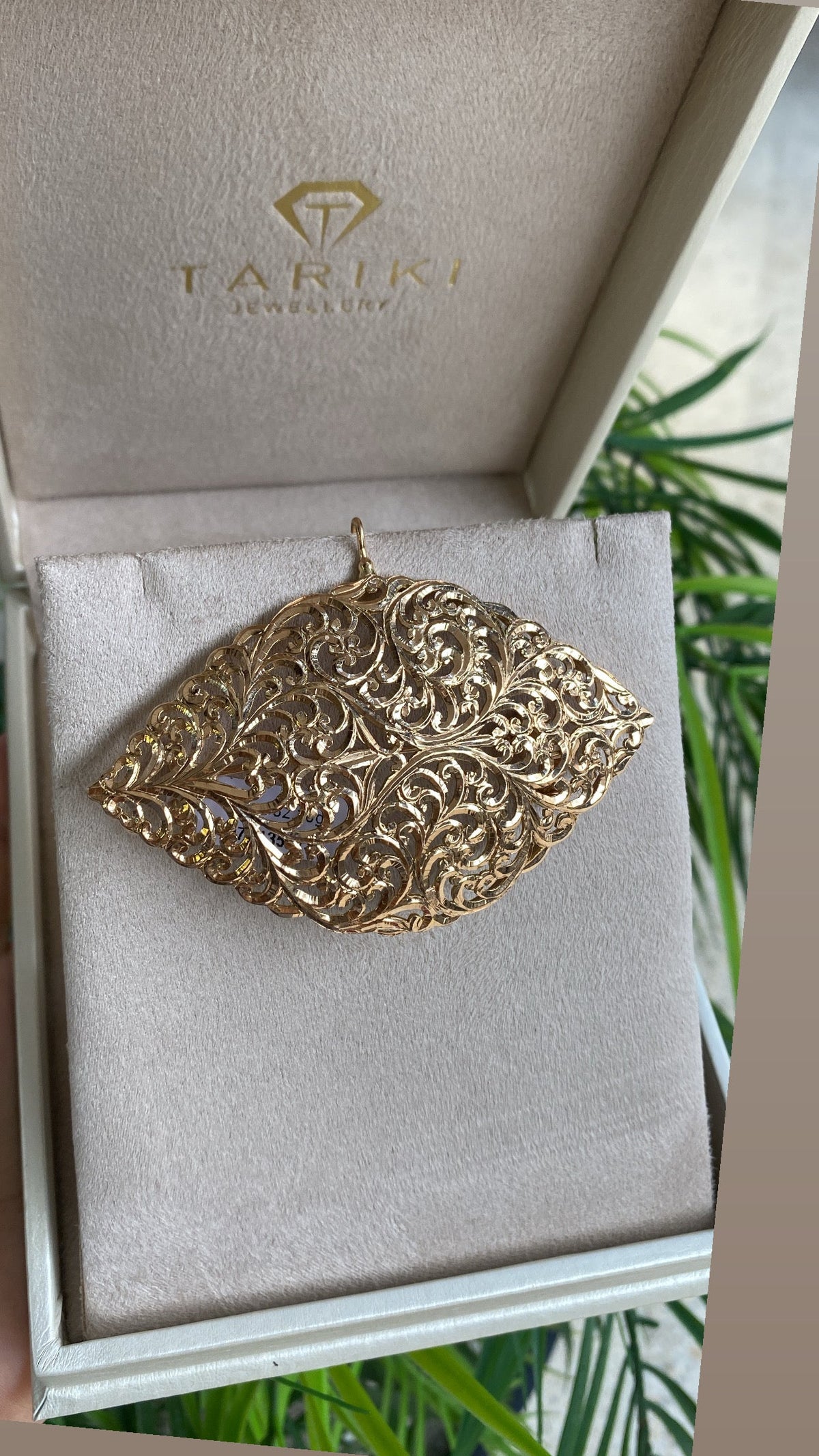 Pendentif Or - Éventail Filigrane Ajouré