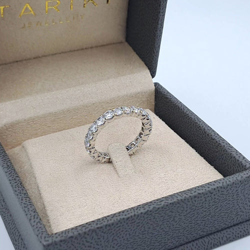 Bague Alliance Tour Complet Or Blanc - Sertie de Pierres – or 18 carats | Tariki