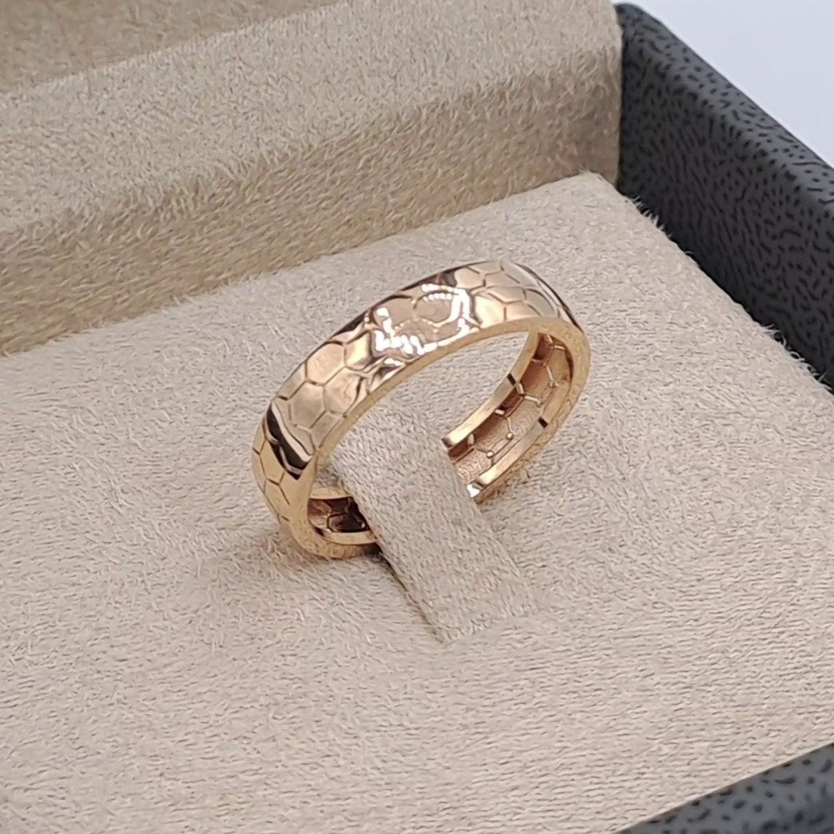 Bague Anneau Ciselé Or Rose – or 18 carats | Tariki