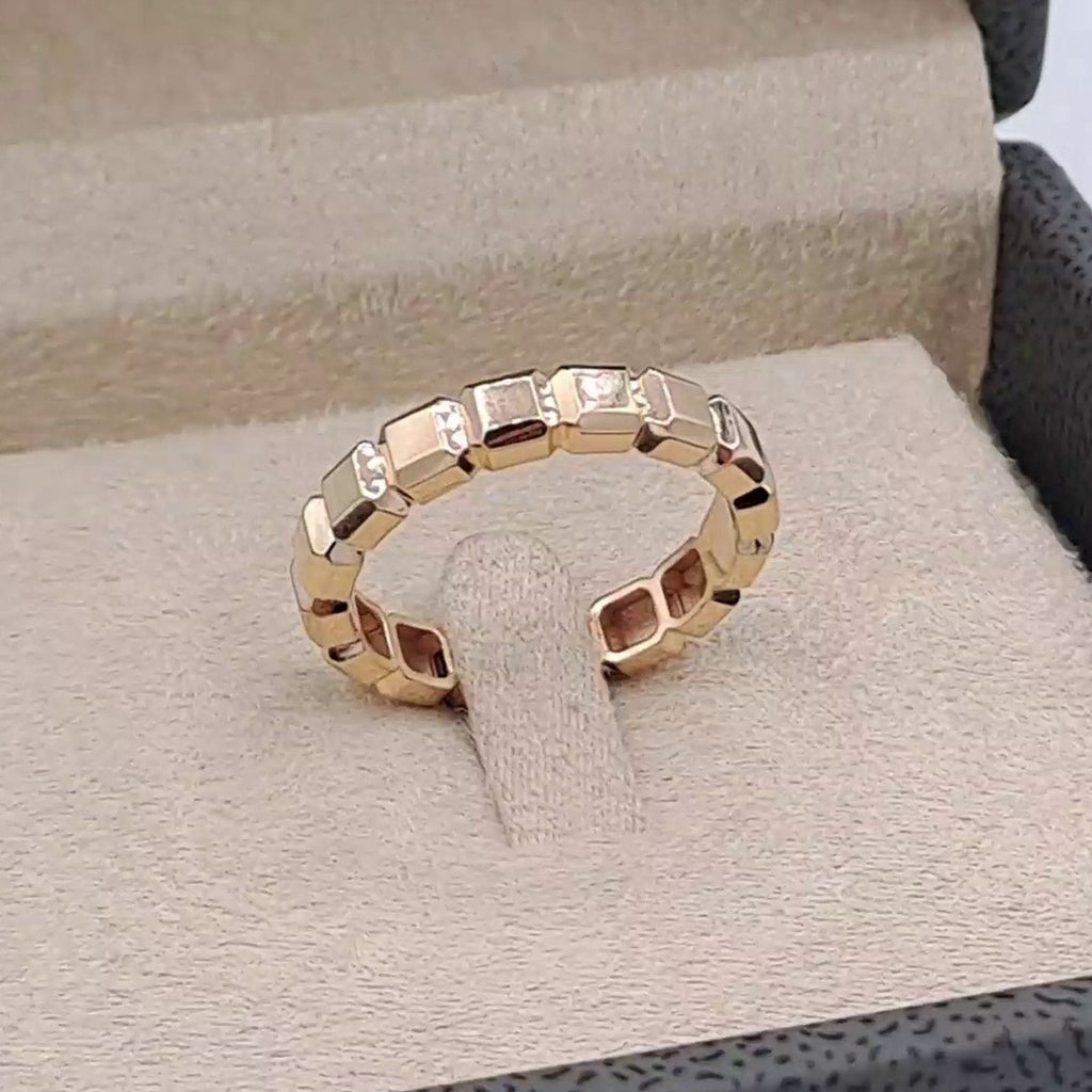 Bague Anneau Clouté Or Rose - Motif Clash – or 18 carats | Tariki