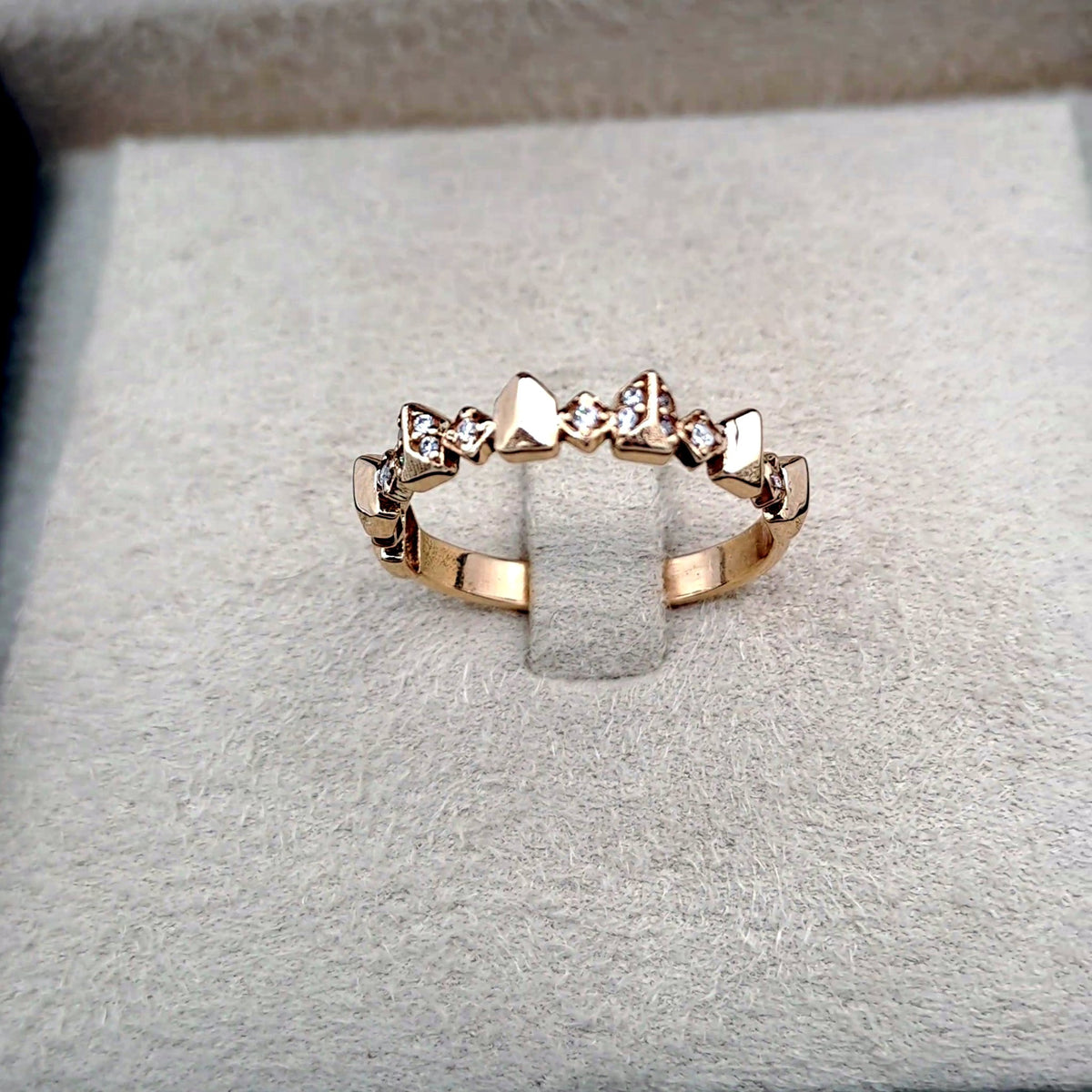 Bague Anneau Or Rose - Motifs Géométriques Sertis – or 18 carats | Tariki