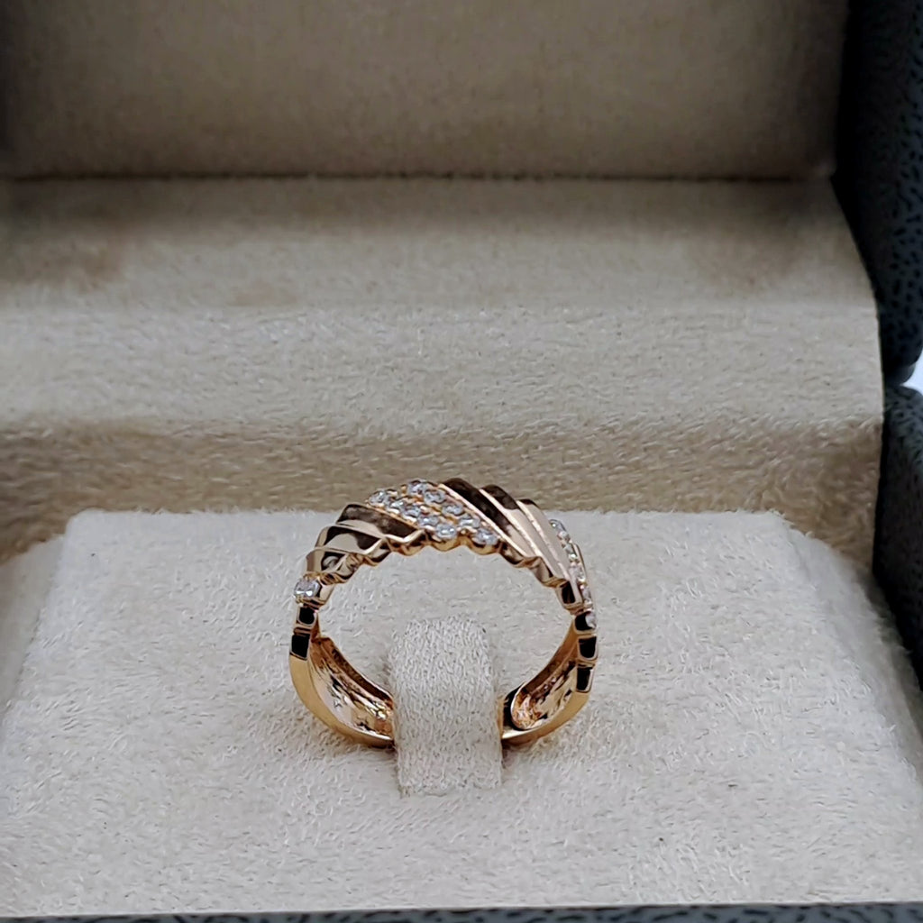 Bague Anneau Or Rose - Serti de Pierres, Motif Entrelacé – or 18 carats | Tariki