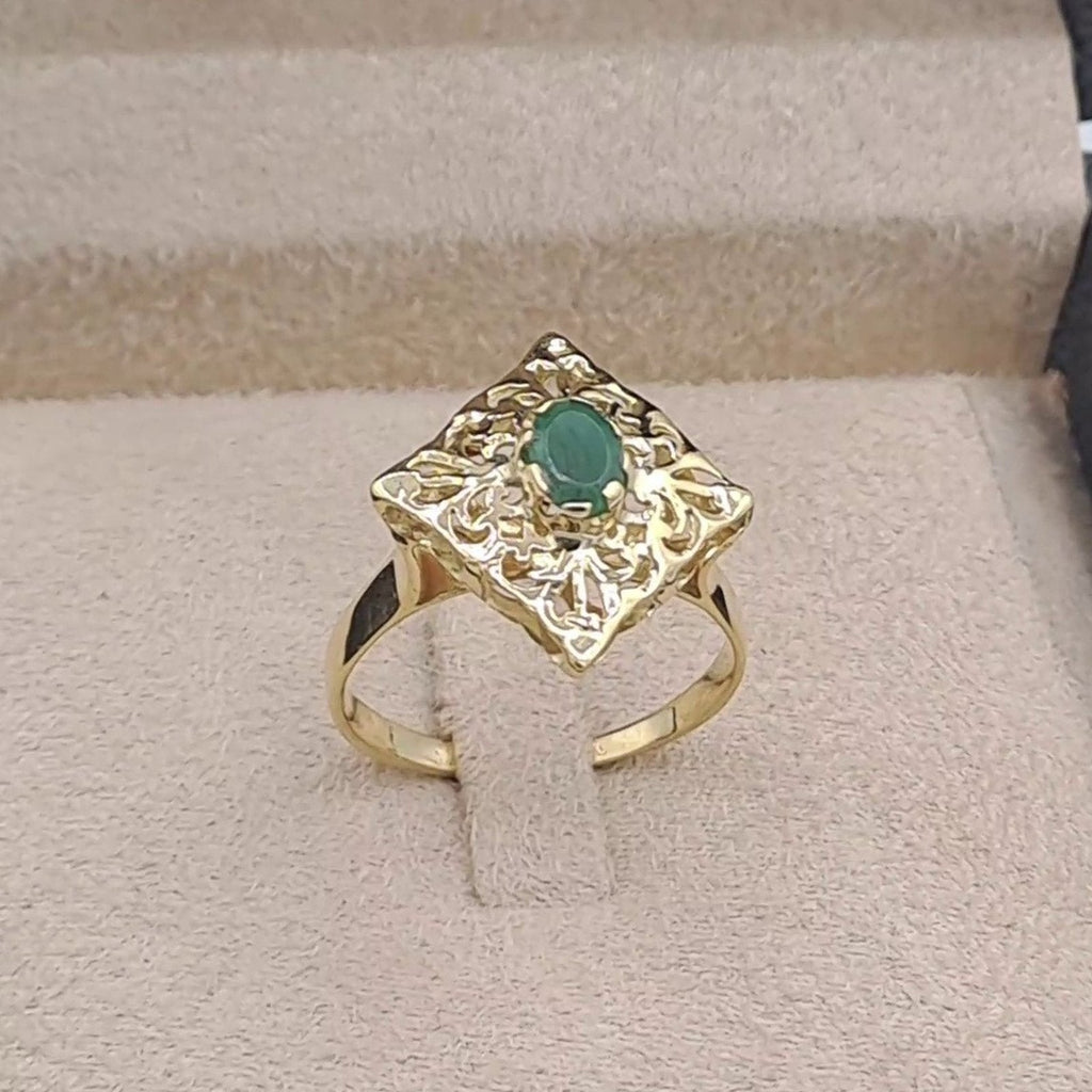 Bague Beldi Carrée Or Jaune - Sertie de Pierres, Pierre Verte – or 18 carats | Tariki
