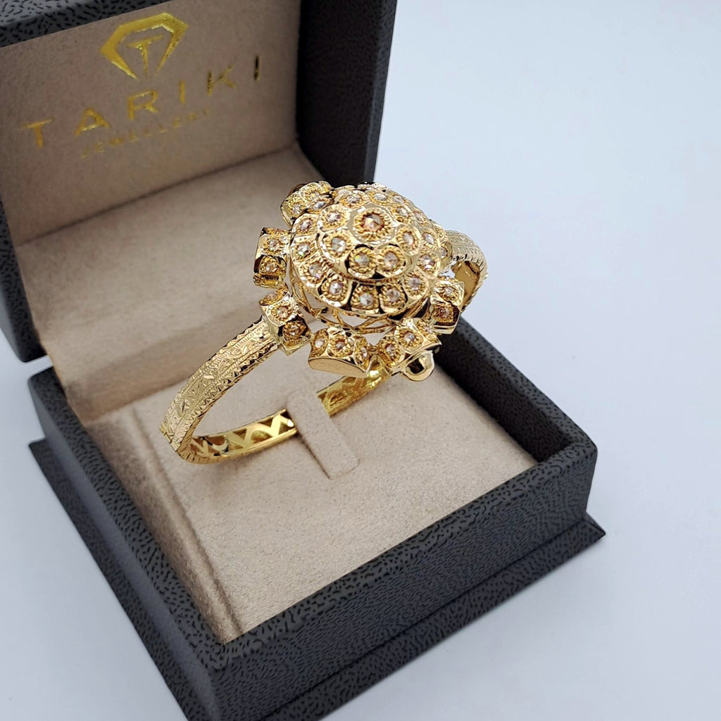 Bague Dôme Rosace Or Jaune - Sertie de Pierres Synthétiques – or 18 carats | Tariki