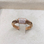 Bague Fine Or Rose - Barrette Pavée de Pierres – or 18 carats | Tariki