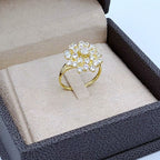 Bague Fleur Or Jaune - Pavée de Pierres – or 18 carats | Tariki
