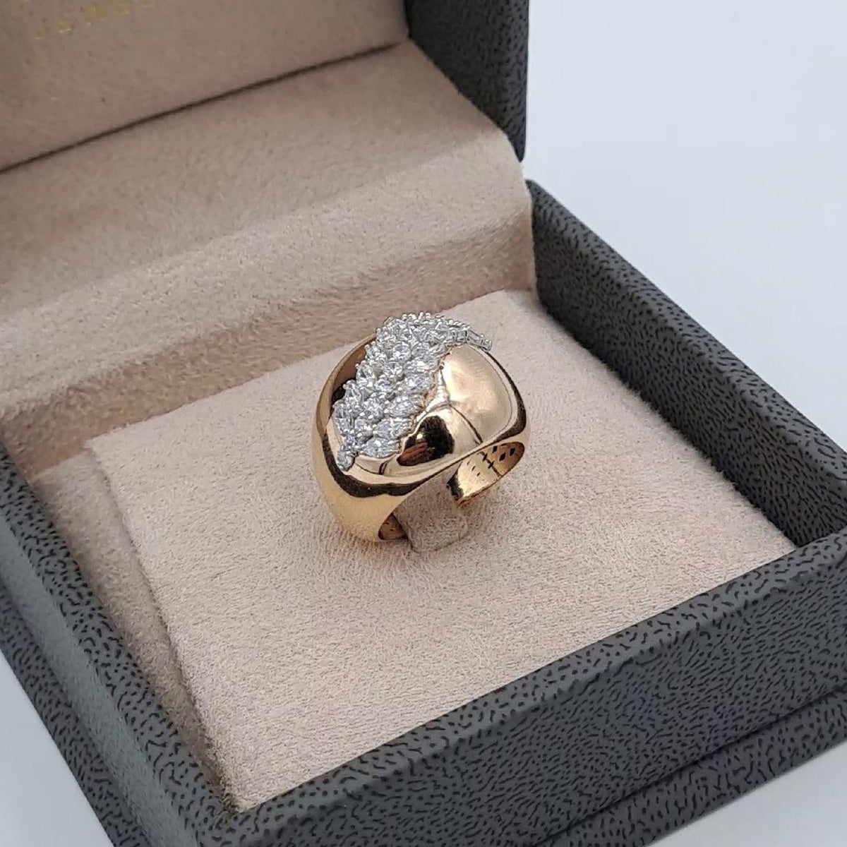 Bague Large Or Rose - Pavée de Pierres, Motif Croisé – or 18 carats | Tariki