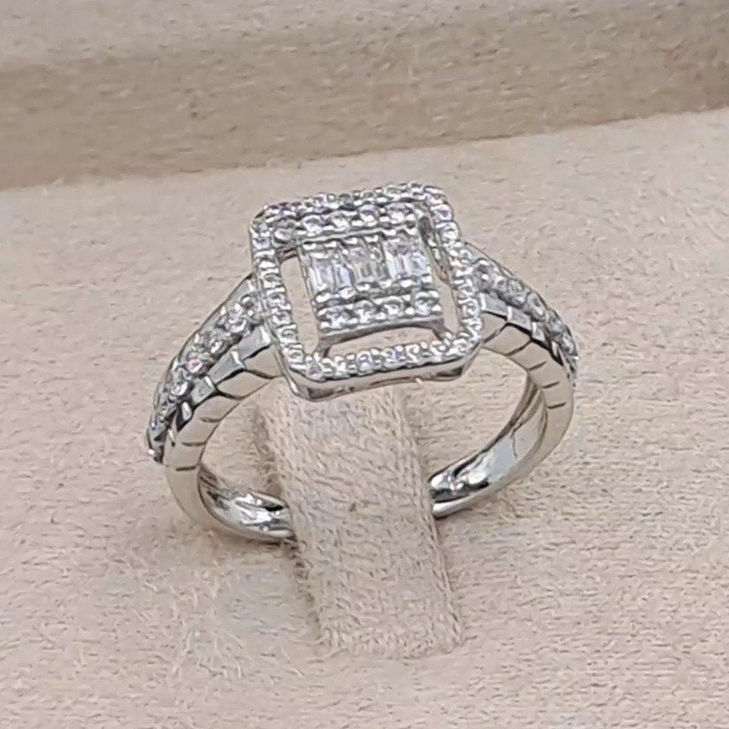 Bague Or Blanc - Chaton Carré Serti de Pierres – or 18 carats | Tariki