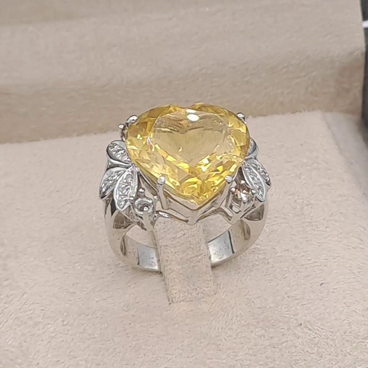 Bague Or Blanc - Pierre Jaune Cœur Sertie de Pierres – or 18 carats | Tariki
