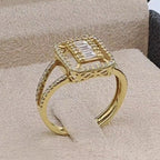 Bague Or Jaune - Chaton Rectangulaire Serti de Pierres – or 18 carats | Tariki