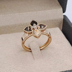 Bague Or Rose - Cœur Serti, Feuilles Pierres Noires – or 18 carats | Tariki