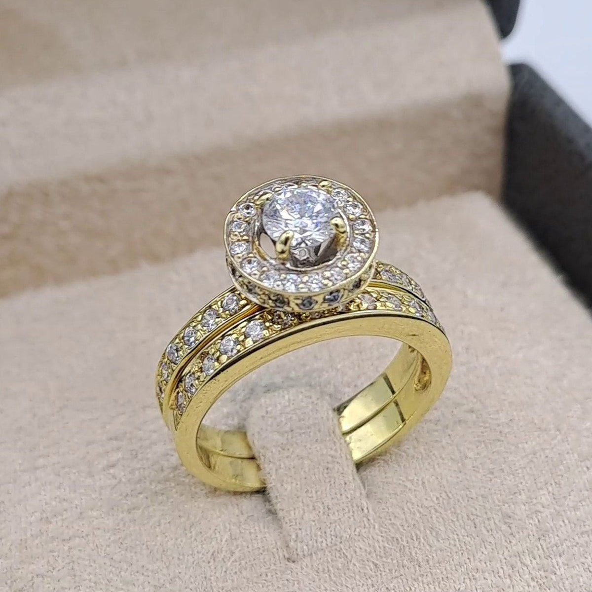 Bague Solitaire Halo Or Jaune - Anneau Serti de Pierres – or 18 carats | Tariki