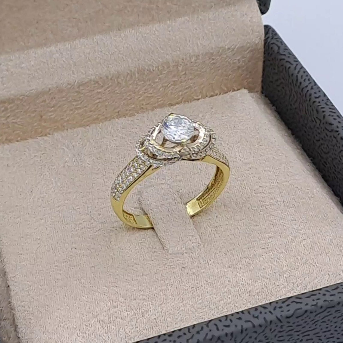Bague Solitaire Or Jaune - Anneau Serti de Pierres – or 18 carats | Tariki