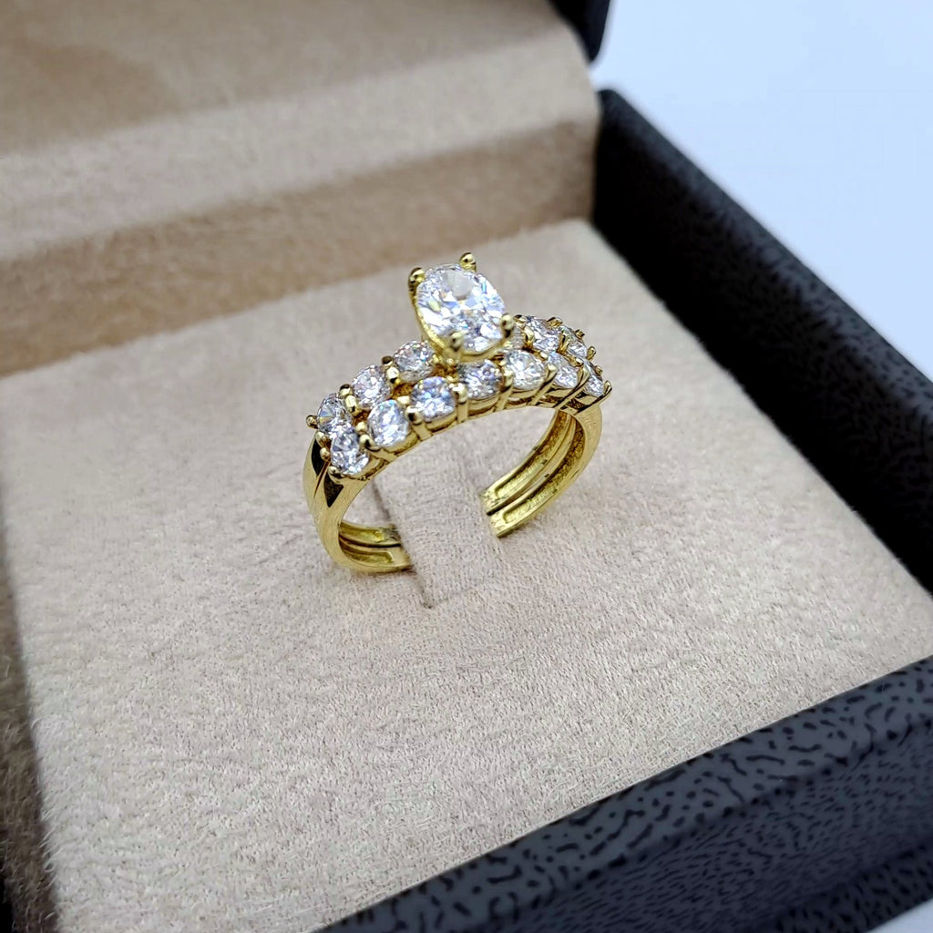 Bague Solitaire Or Jaune - Épaulée de Pierres – or 18 carats | Tariki