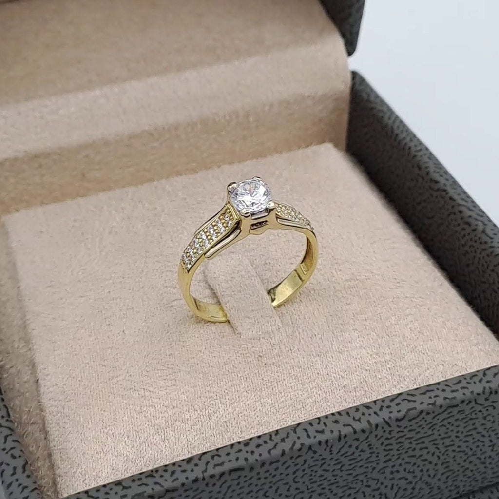 Bague Solitaire Pierre Carrée Or Jaune – or 18 carats | Tariki