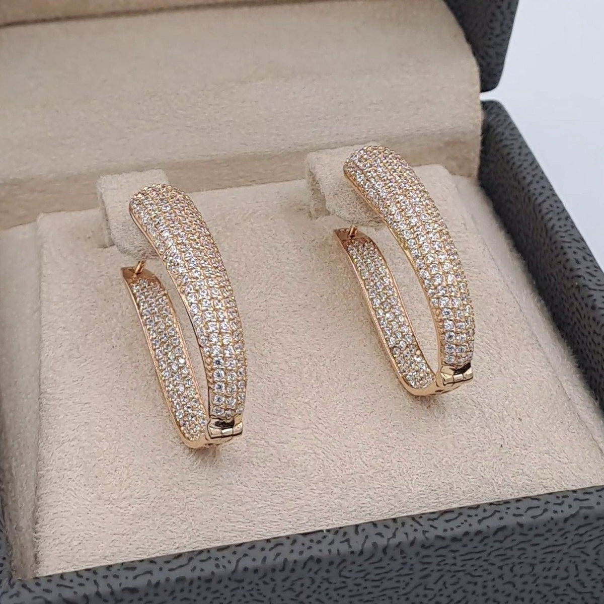 Boucles d'Oreilles Créoles Ovales Or Rose - Pavées de Pierres – or 18 carats | Tariki