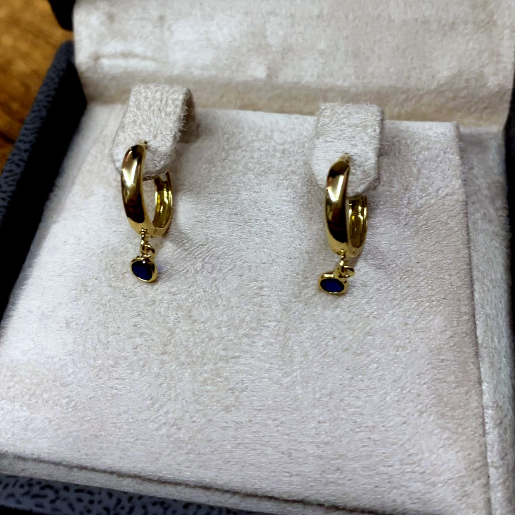 Boucles d'Oreilles Mini Créoles Or Jaune - Pampilles Pierres Bleues – or 18 carats | Tariki