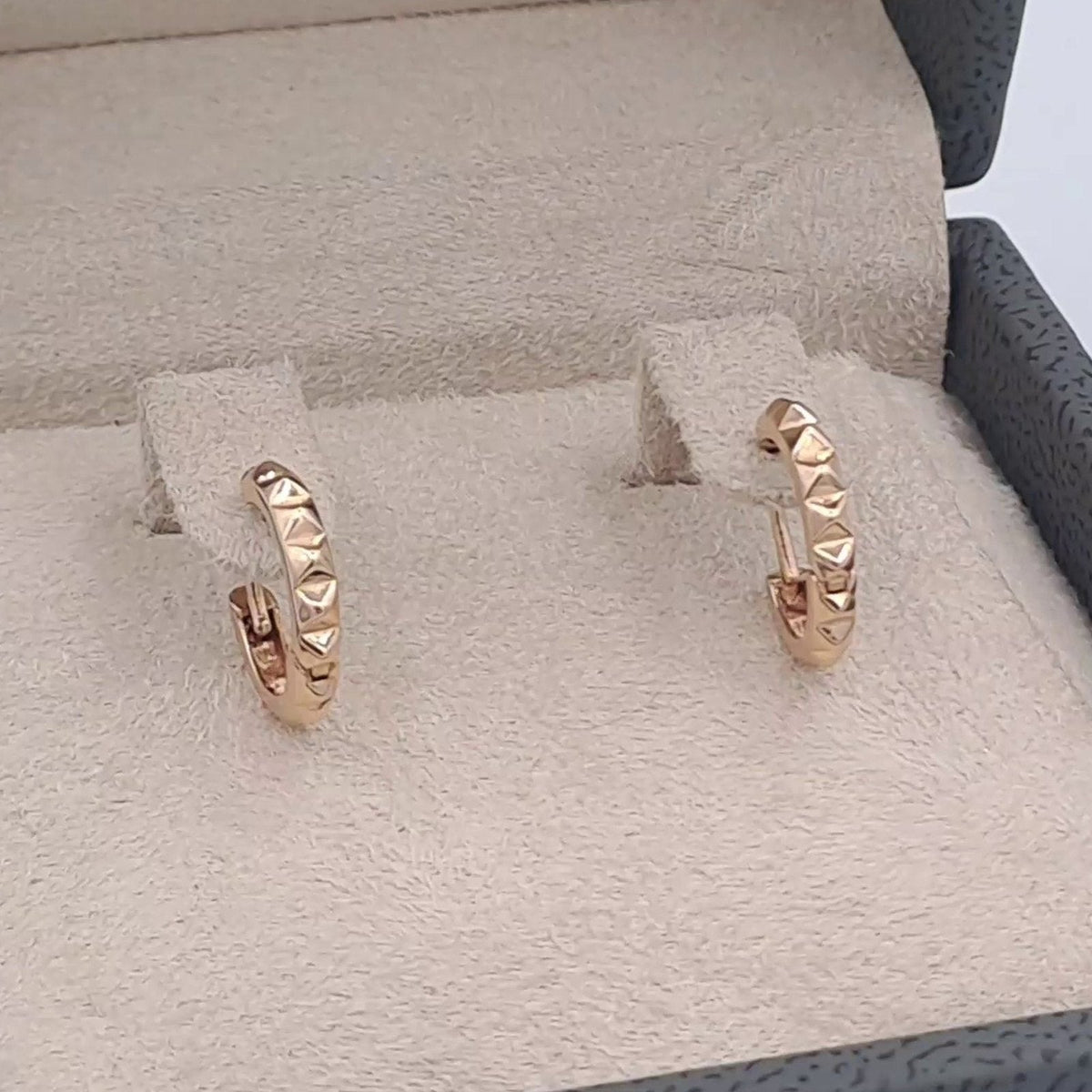 Boucles d'Oreilles Mini Créoles Or Rose - Serties de Pierres – or 18 carats | Tariki