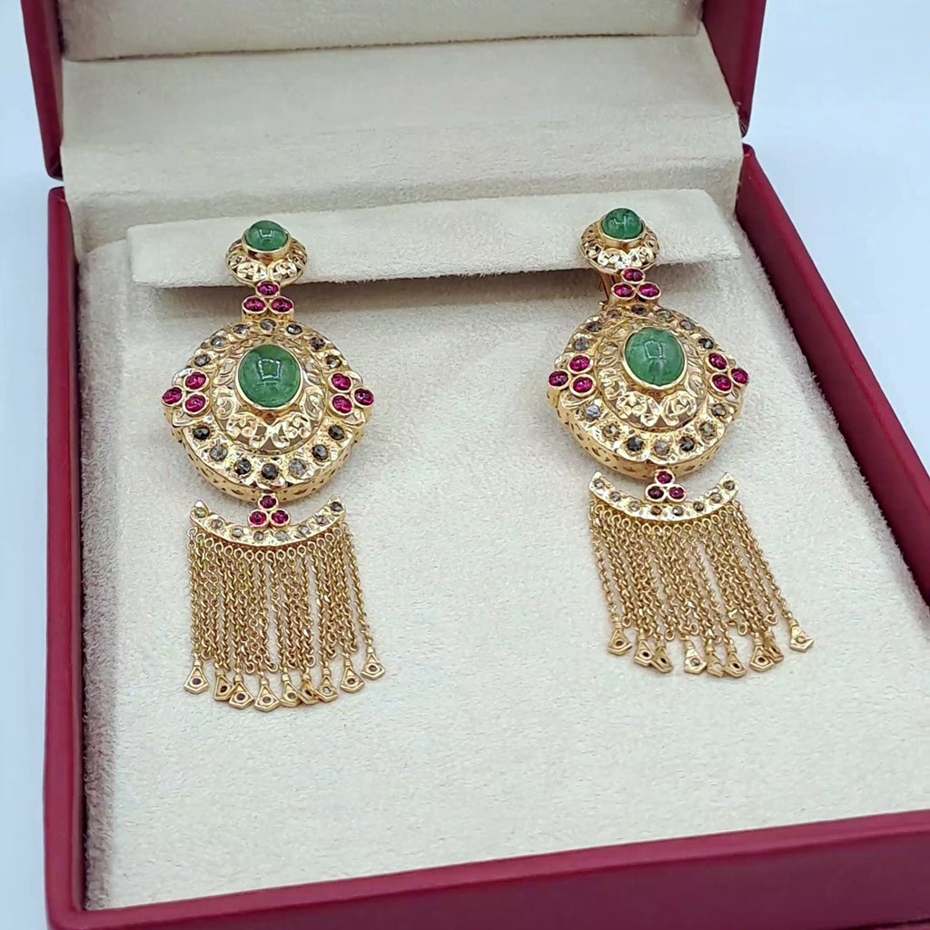 Boucles d'Oreilles Pendantes Beldi Rosaces Or Rose - Serties de Pierres Rouges et Vertes, Franges – or 18 carats | Tariki