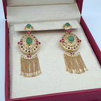 Boucles d'Oreilles Pendantes Beldi Rosaces Or Rose - Serties de Pierres Rouges et Vertes, Franges – or 18 carats | Tariki