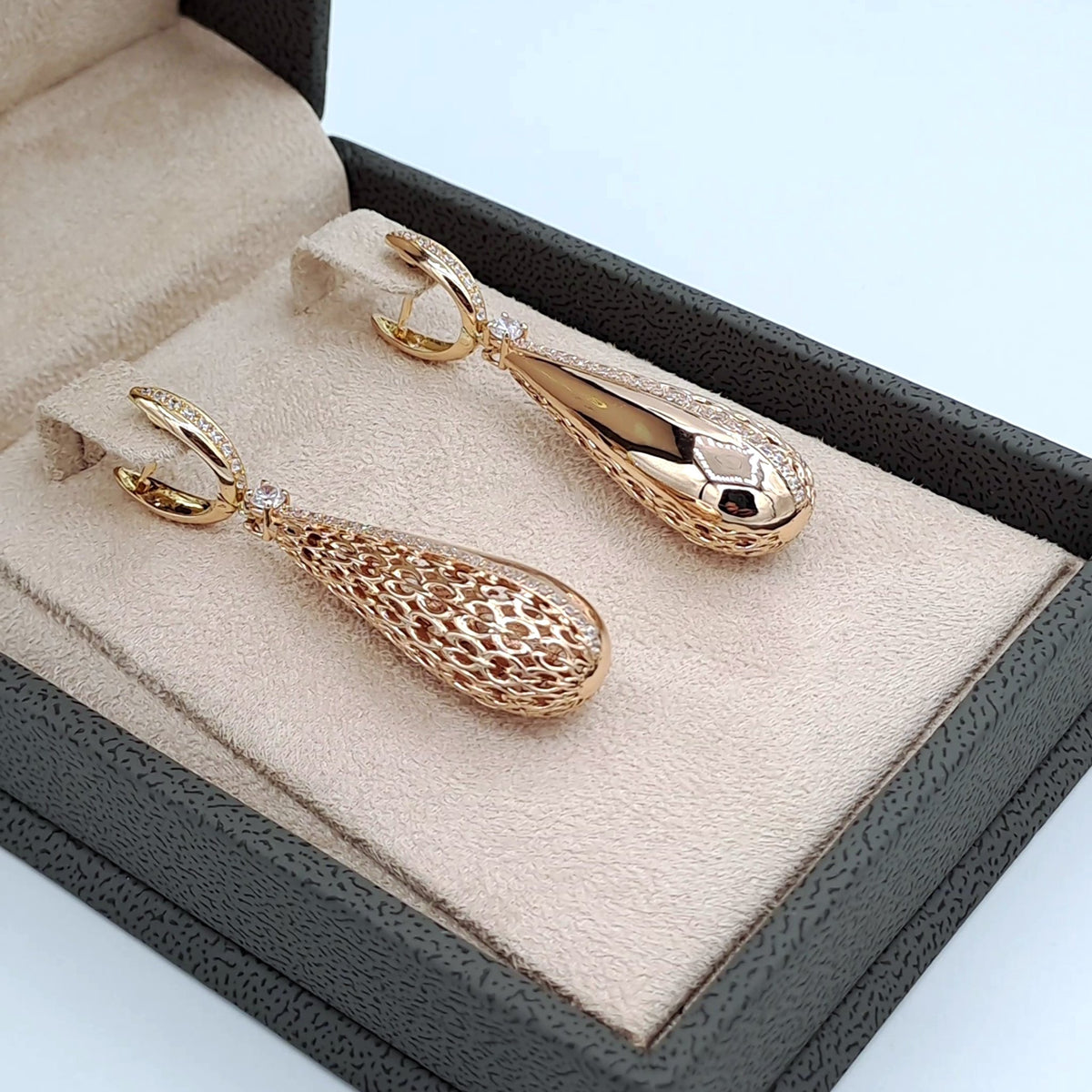 Boucles d'Oreilles Pendantes Gouttes Ajourées Or Rose - Serties de Pierres – or 18 carats | Tariki