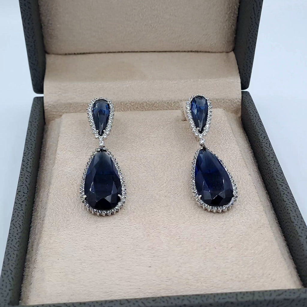 Boucles d'Oreilles Pendantes Gouttes Pierres Bleues Or Blanc - Serties – or 18 carats | Tariki