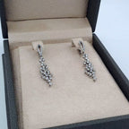 Boucles d'Oreilles Pendantes Or Blanc - Pavées de Pierres – or 18 carats | Tariki