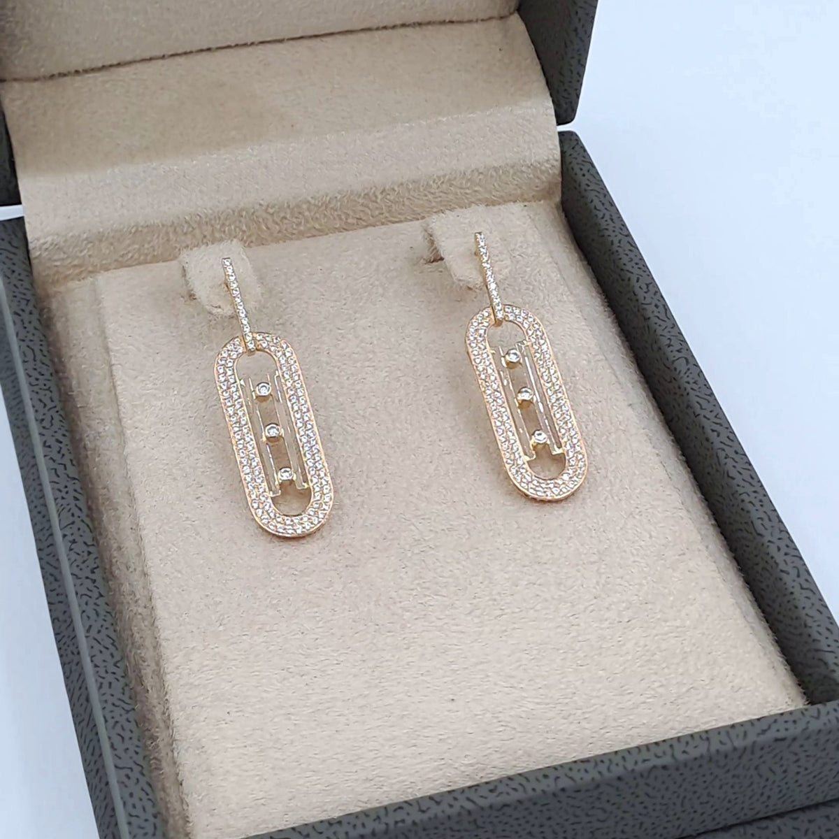Boucles d'Oreilles Pendantes Or Rose - Ovales Sertis de Pierres – or 18 carats | Tariki