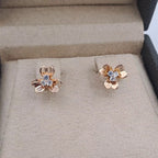 Boucles d'Oreilles Puces Fleurs Or Rose - Serties d'une Pierre – or 18 carats | Tariki