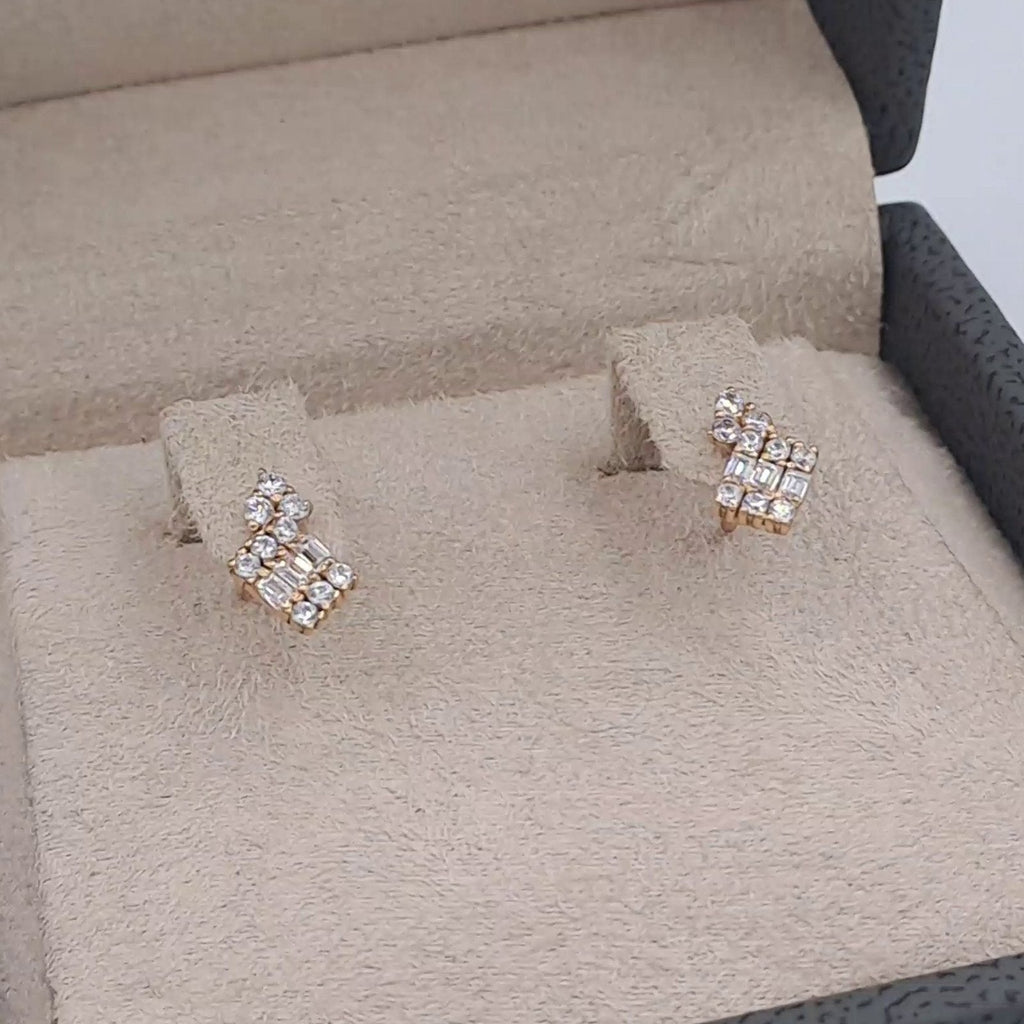 Boucles d'Oreilles Puces Losanges Or Rose - Pavées de Pierres – or 18 carats | Tariki