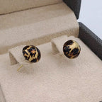 Boucles d'Oreilles Puces Rondes Or Jaune - Motif Léopard Émaillé – or 18 carats | Tariki