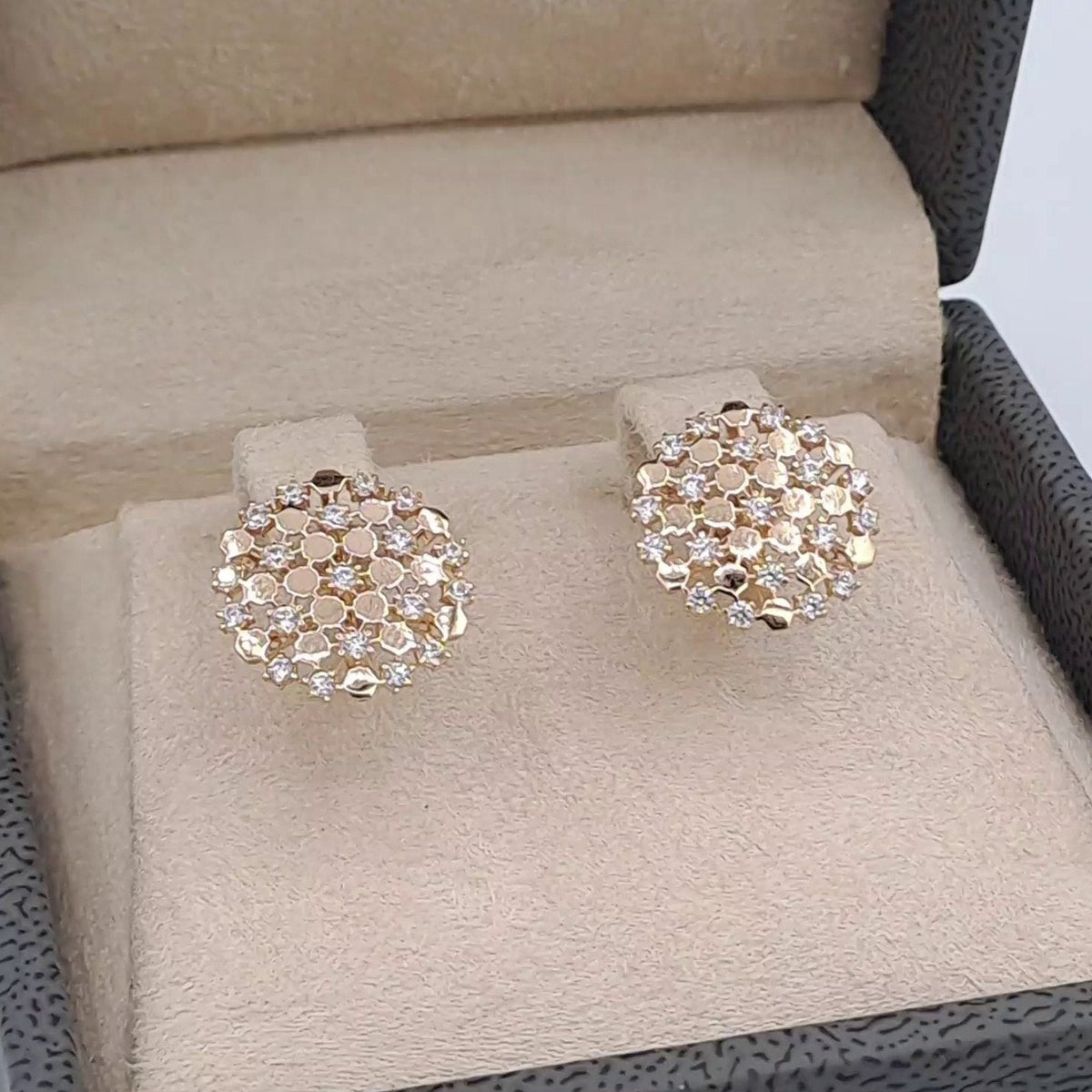 Boucles d'Oreilles Puces Rondes Or Rose - Pavées de Pierres – or 18 carats | Tariki