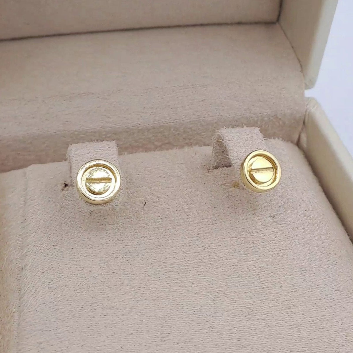 Boucles d'Oreilles Puces Vis Or Jaune – or 18 carats | Tariki