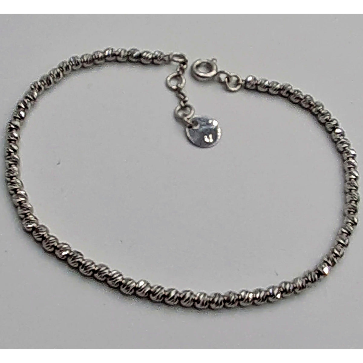 Bracelet Boules Facettées Or Blanc – or 18 carats | Tariki
