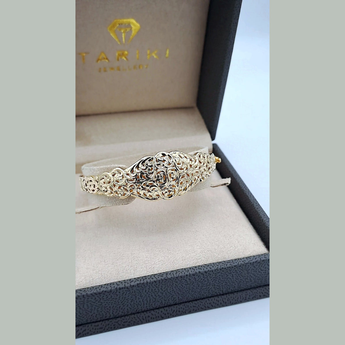 Bracelet Jonc Beldi Ajouré et Ciselé Or Jaune – or 18 carats | Tariki