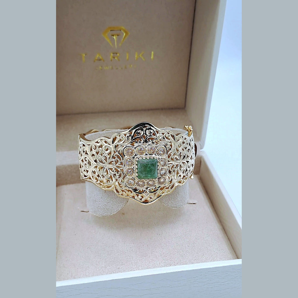 Bracelet Jonc Beldi Ajouré Or Jaune - Serti d'une Pierre Verte Synthétique – or 18 carats | Tariki