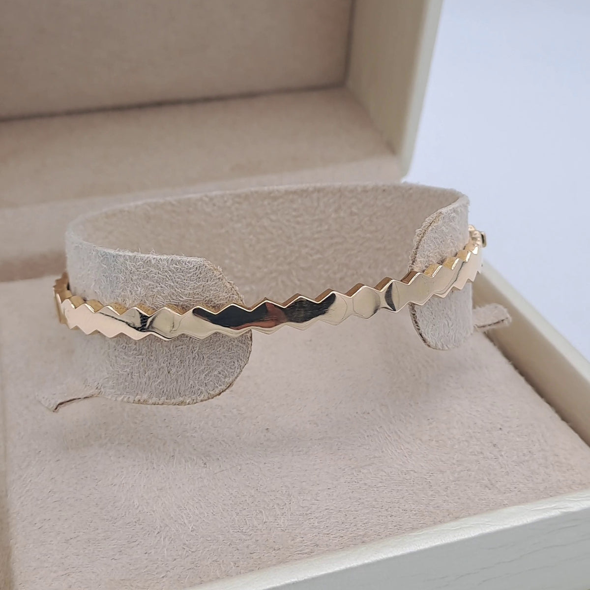 Bracelet Jonc Or Rose - Motif Zigzag – or 18 carats | Tariki