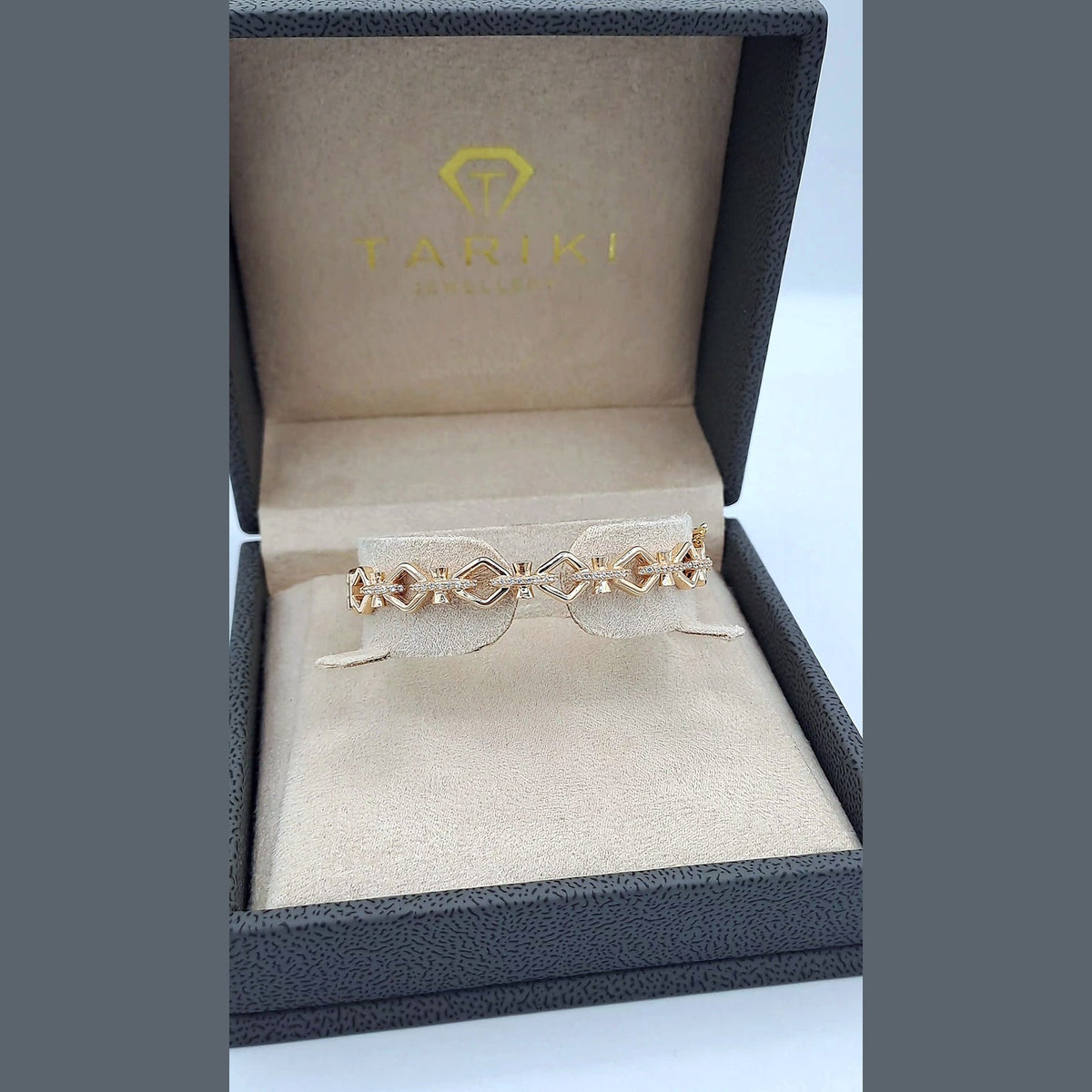 Bracelet Jonc Or Rose - Motifs Papillons Sertis de Pierres – or 18 carats | Tariki