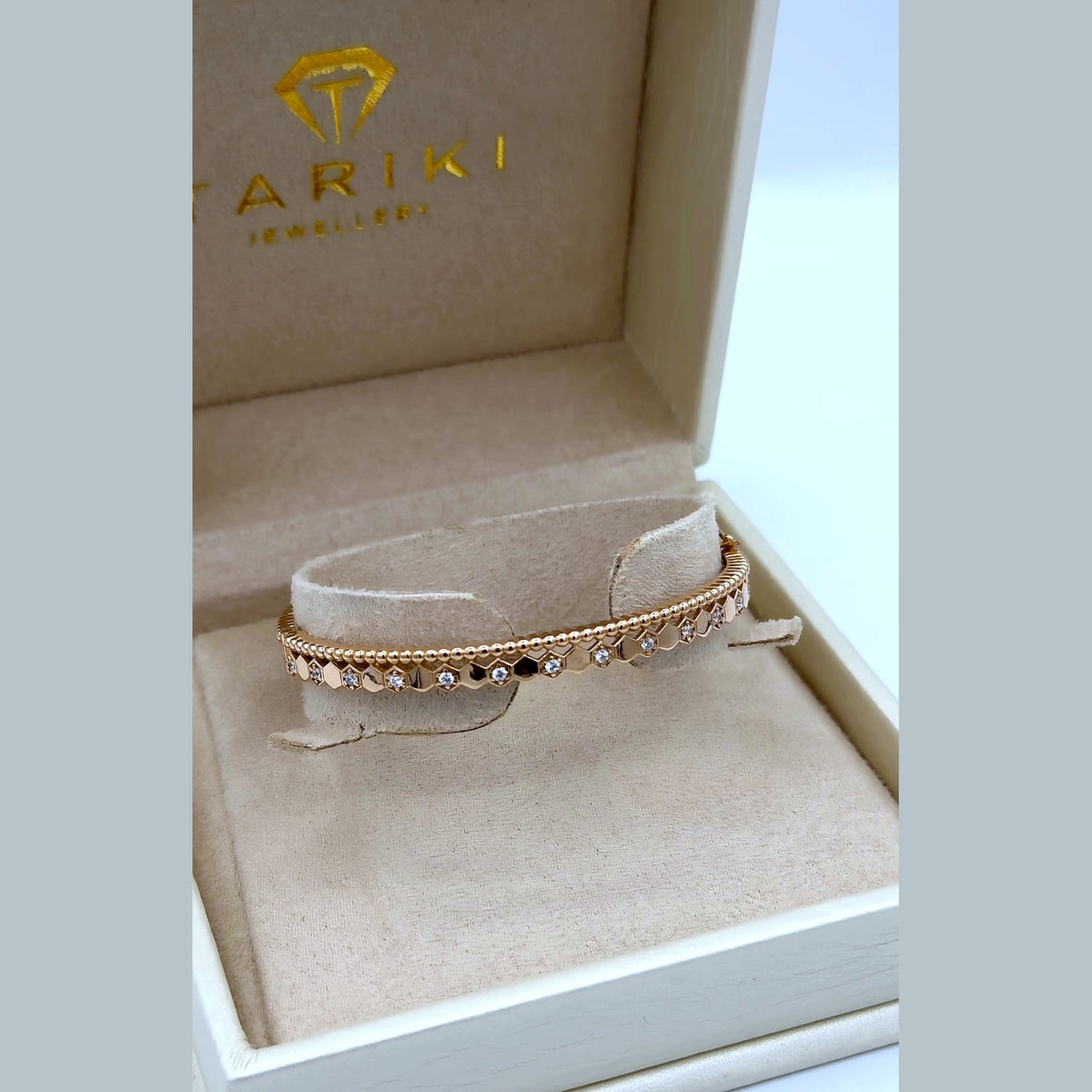 Bracelet Jonc Or Rose - Pastilles Rondes Serties de Pierres – or 18 carats | Tariki