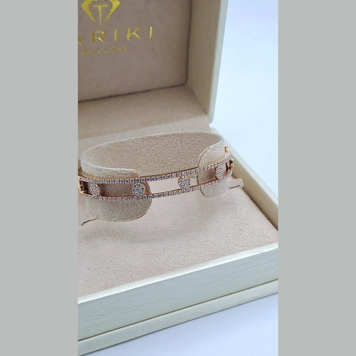 Bracelet Jonc Or Rose - Pavé de Pierres, Motifs Ronds – or 18 carats | Tariki