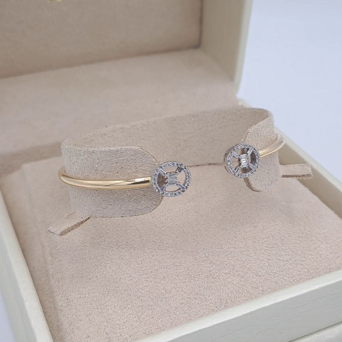 Bracelet Jonc Ouvert Or Rose - Deux Pierres Rondes Serties – or 18 carats | Tariki
