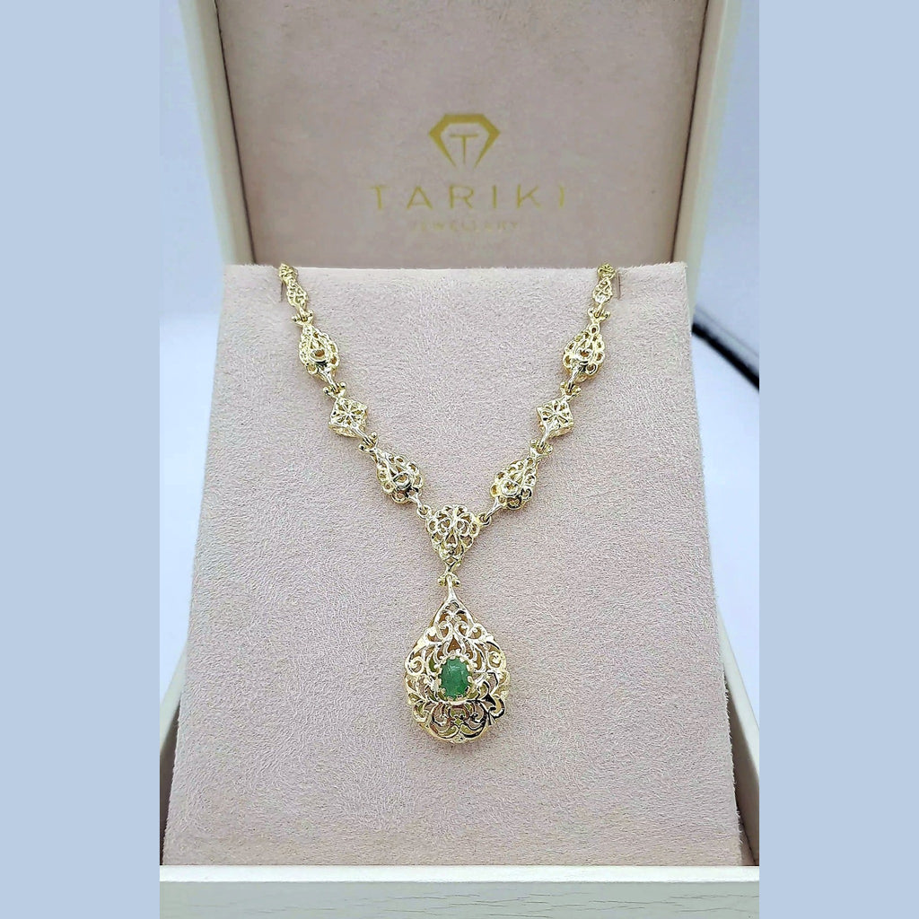 Collier Beldi Ajouré Or Jaune - Pendentif Goutte Sertie d'une Pierre Verte – or 18 carats | Tariki