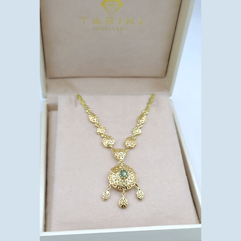 Collier Beldi Ajouré Or Jaune - Pendentif Rond à Pampilles Serti de Pierres – or 18 carats | Tariki