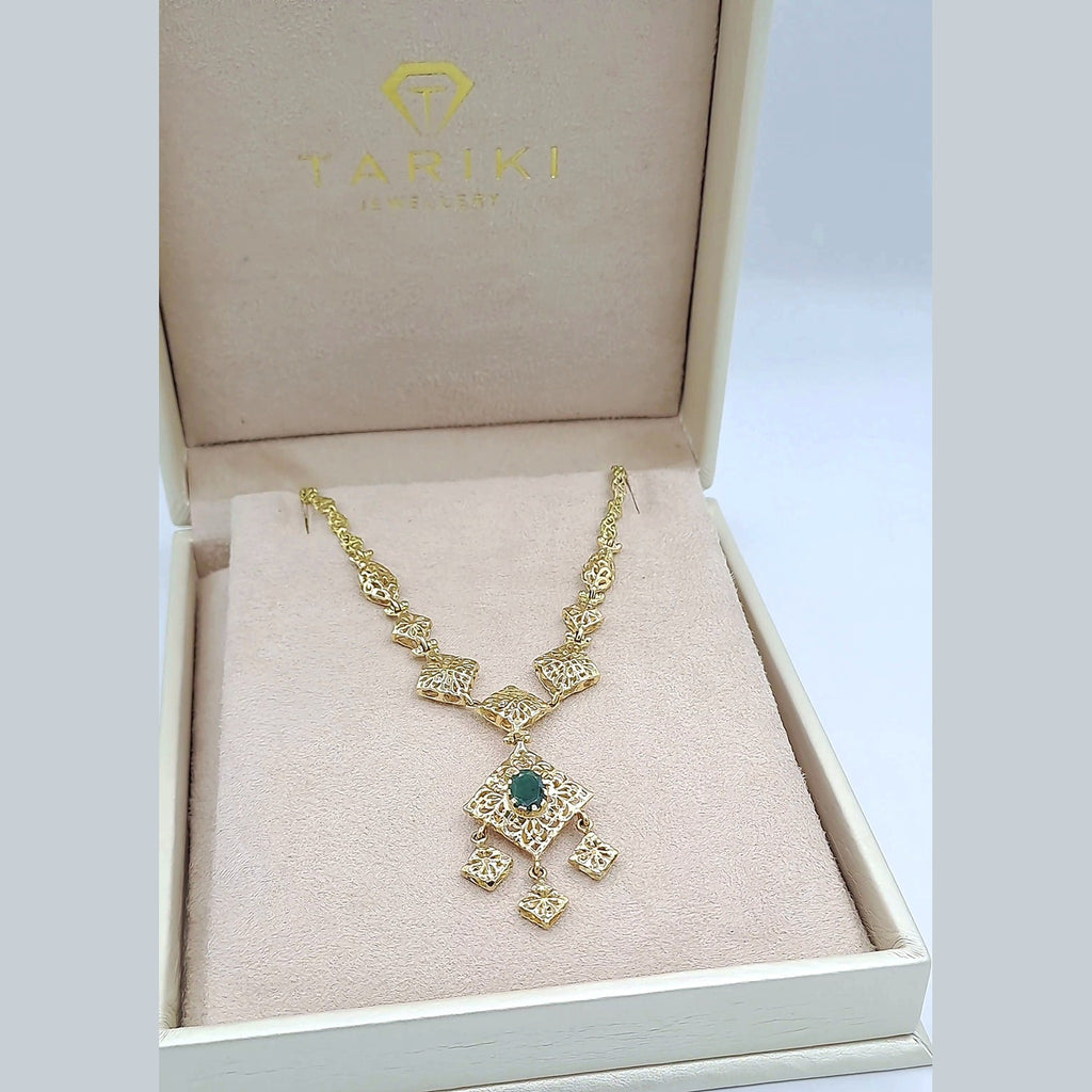 Collier Beldi Ajouré Or Jaune - Pendentif Serti de Pierres, Pierre Verte – or 18 carats | Tariki