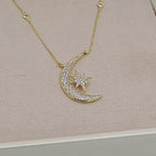 Collier Or Jaune - Pendentif Croissant de Lune et Étoile Sertis – or 18 carats | Tariki