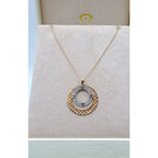 Collier Or Rose - Pendentif Cercle Ajouré Serti de Pierres Blanches – or 18 carats | Tariki