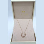 Collier Or Rose - Pendentif Demi-Cercle Serti de Pierres Baguettes – or 18 carats | Tariki